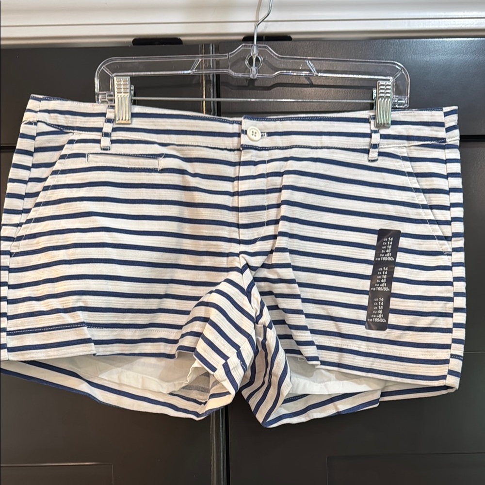NWT Striped Short